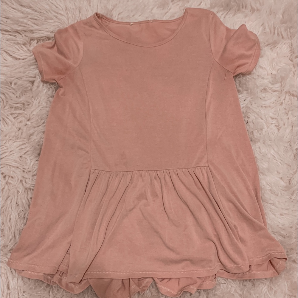 Cute ruffled pink shirt!!